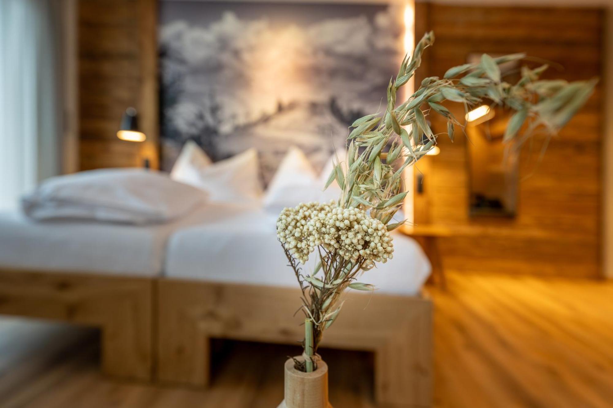Mountain Lodge Grächen Buitenkant foto